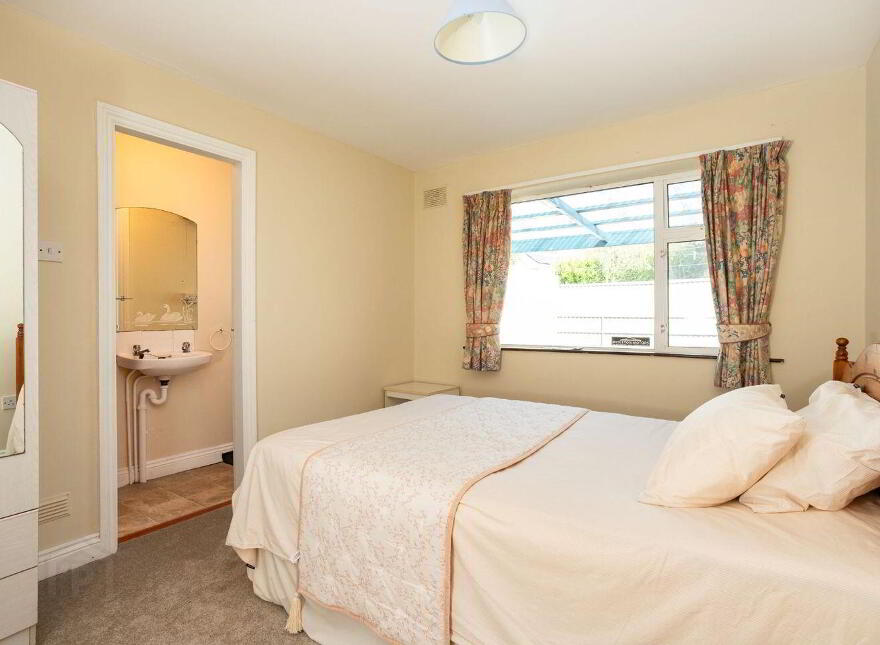 34 New Street, Macroom, P12FT93