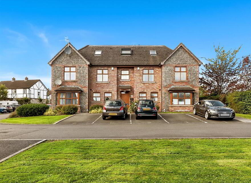 5 Lismore Place, Jordanstown, Newtownabbey, BT37 0SZ
