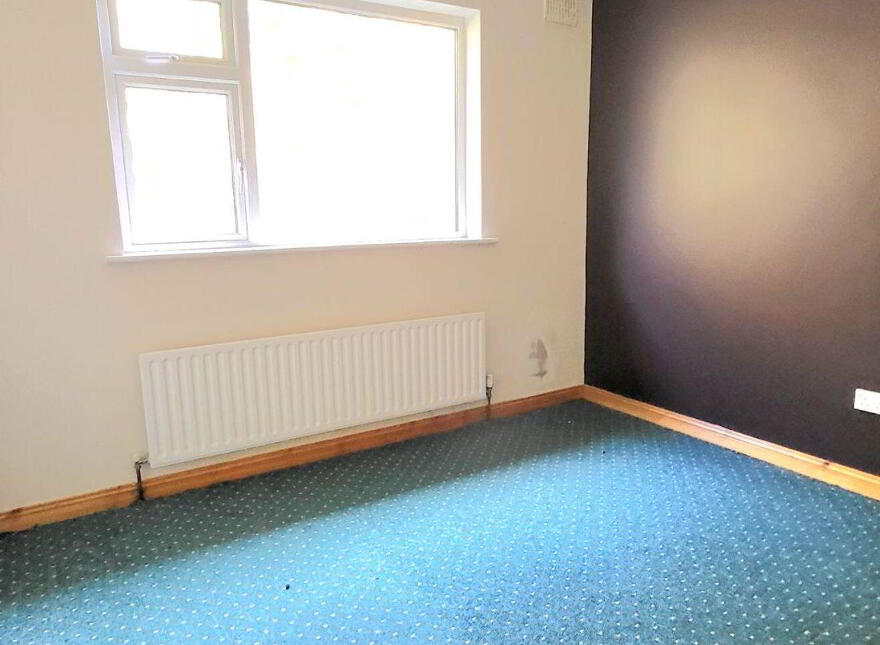 Derry Quay Lodge, Ballymagibbon South, Cross, F12VY04