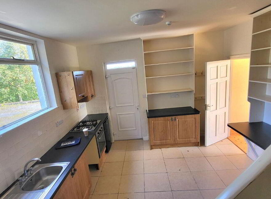 Derry Quay Lodge, Ballymagibbon South, Cross, F12VY04