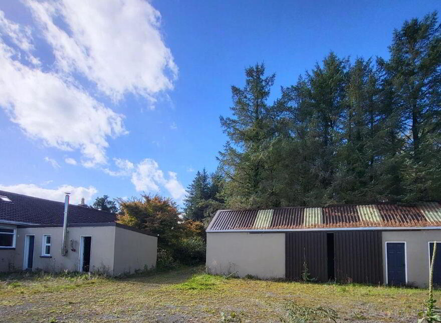 Derry Quay Lodge, Ballymagibbon South, Cross, F12VY04