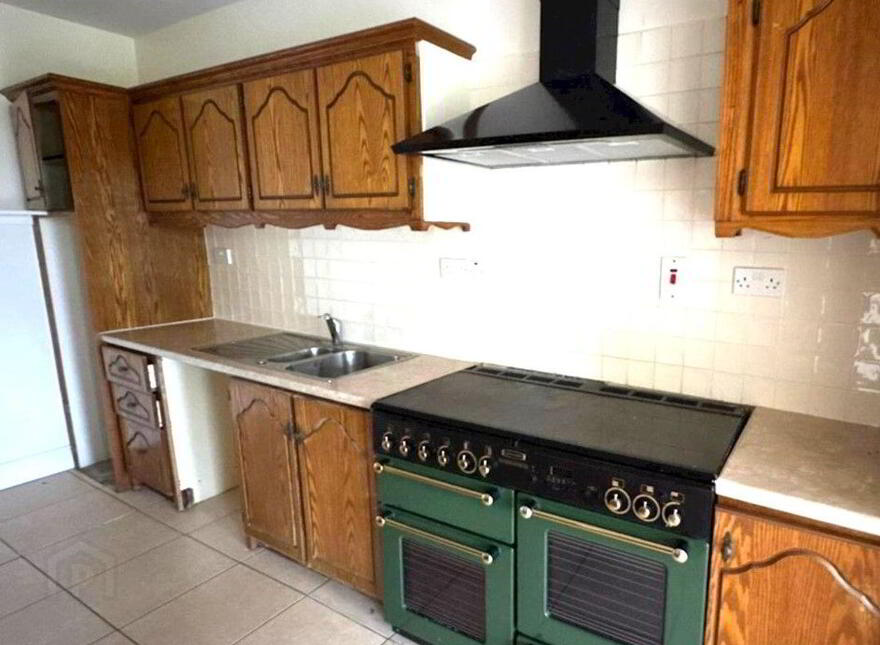Derry Quay Lodge, Ballymagibbon South, Cross, F12VY04