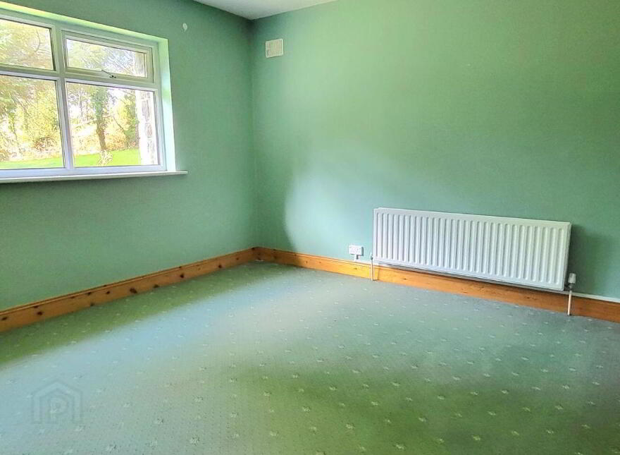 Derry Quay Lodge, Ballymagibbon South, Cross, F12VY04