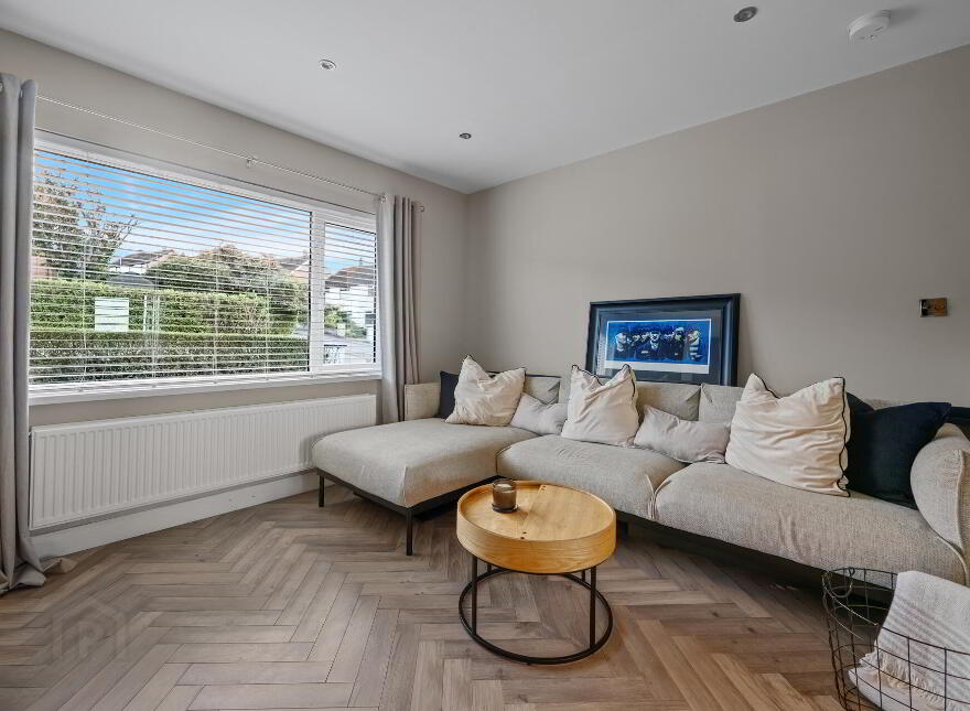 65 Beechill Park East, Belfast, BT8 6NY