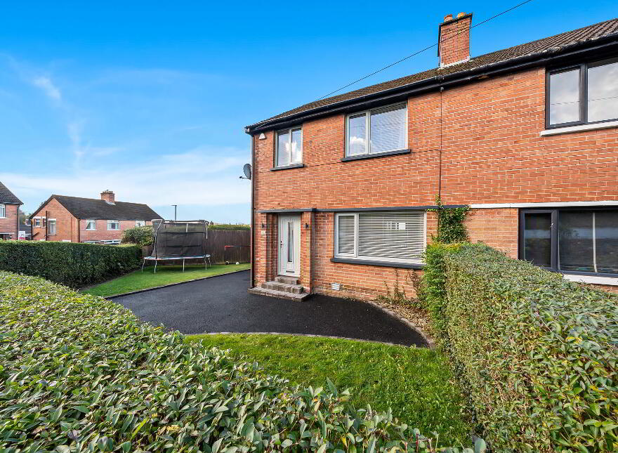 65 Beechill Park East, Belfast, BT8 6NY