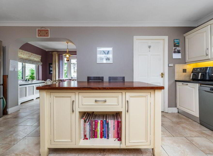9 Arconagh, Newbridge Road, Naas, W91H9HX