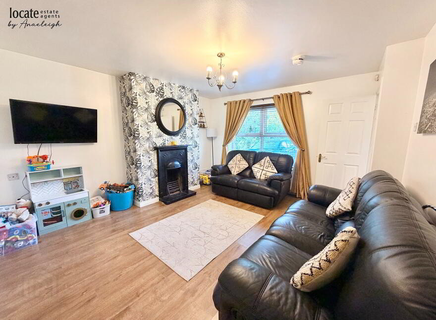 200 Good Shepherd Glen, Waterside, Derry, BT47 2GB