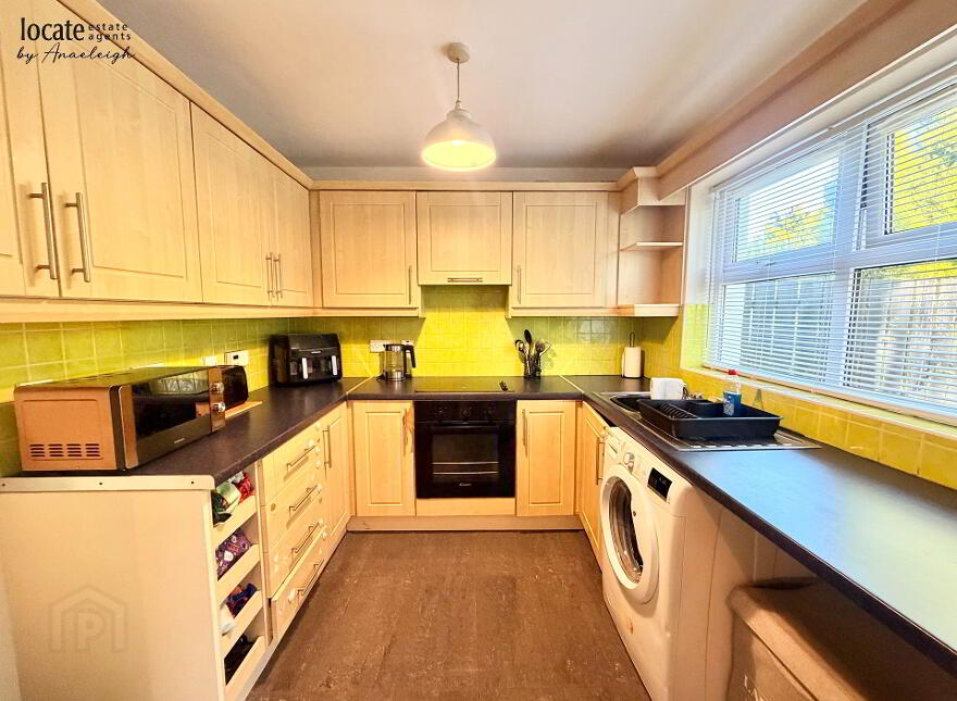 200 Good Shepherd Glen, Waterside, Derry, BT47 2GB