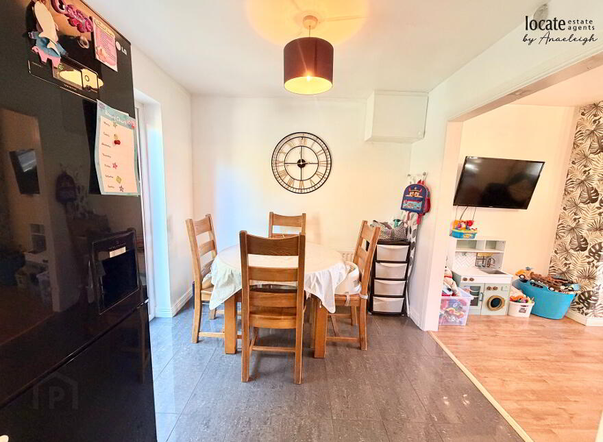 200 Good Shepherd Glen, Waterside, Derry, BT47 2GB