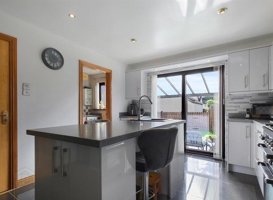 1 Dorchester Drive, Newtownabbey, BT36 5WP