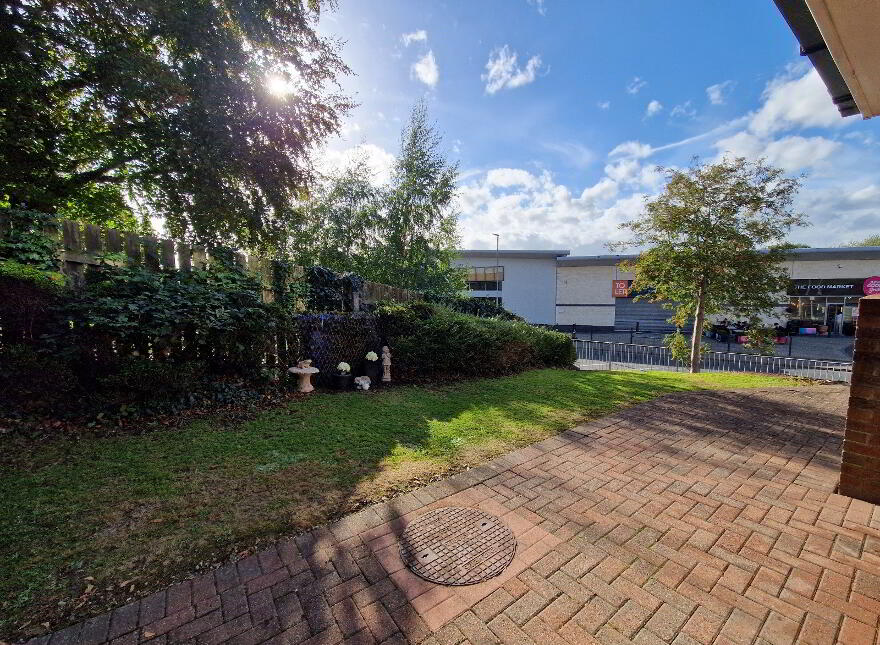 15 Spring Hill Court, Belfast Road, Newry, BT34 1AS