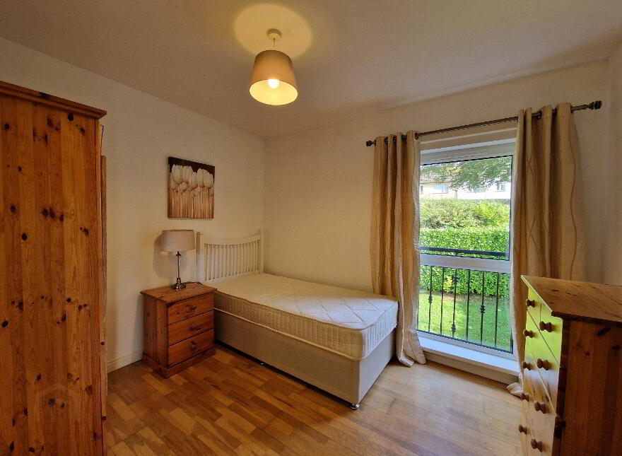 15 Spring Hill Court, Belfast Road, Newry, BT34 1AS