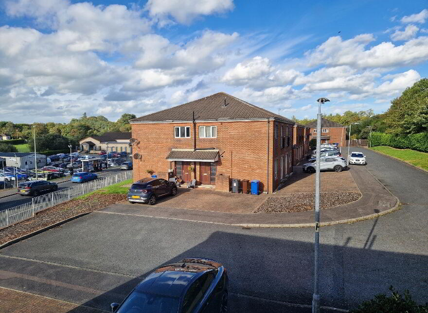 15 Spring Hill Court, Belfast Road, Newry, BT34 1AS