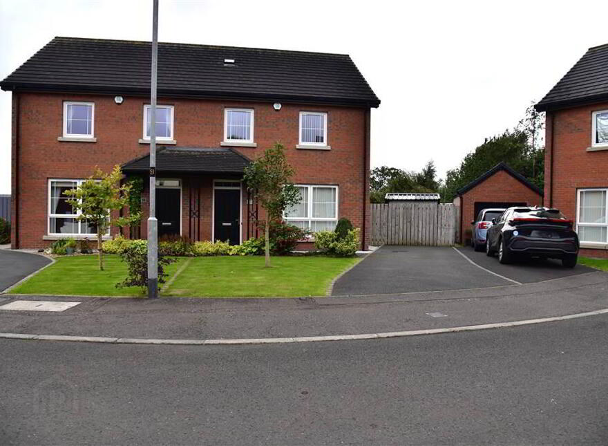 17 Windrush Manor, Antrim, BT41 4FY photo