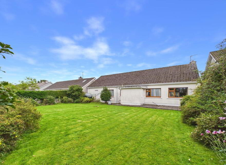 8 Oaklawn Drive, Nenagh, E45CH61