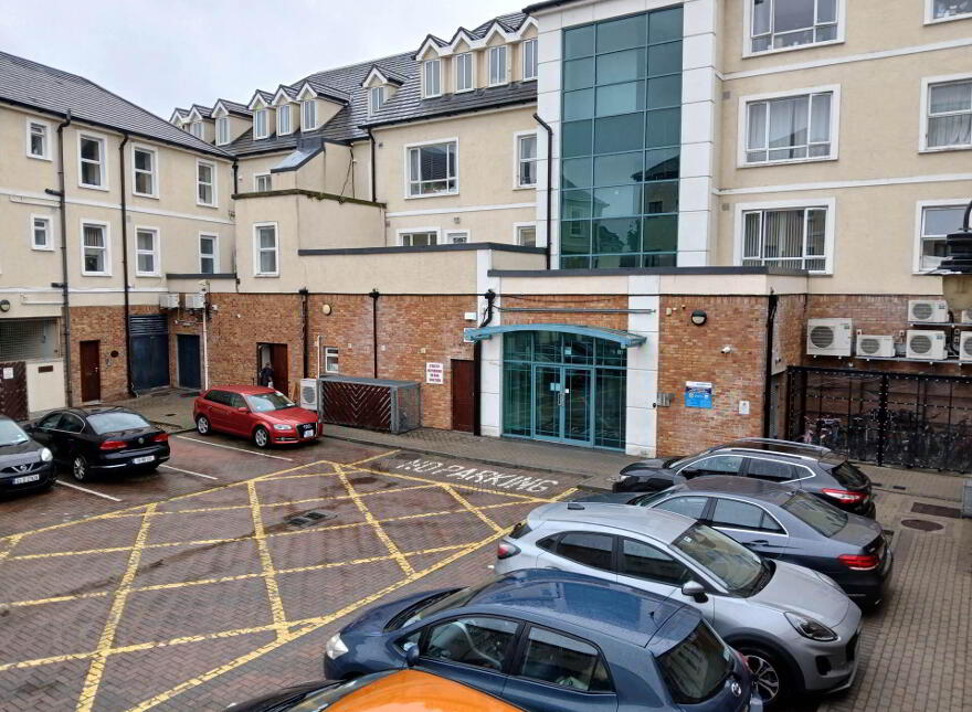12 Irishtown Central, Golden Island, Athlone, N37WV12