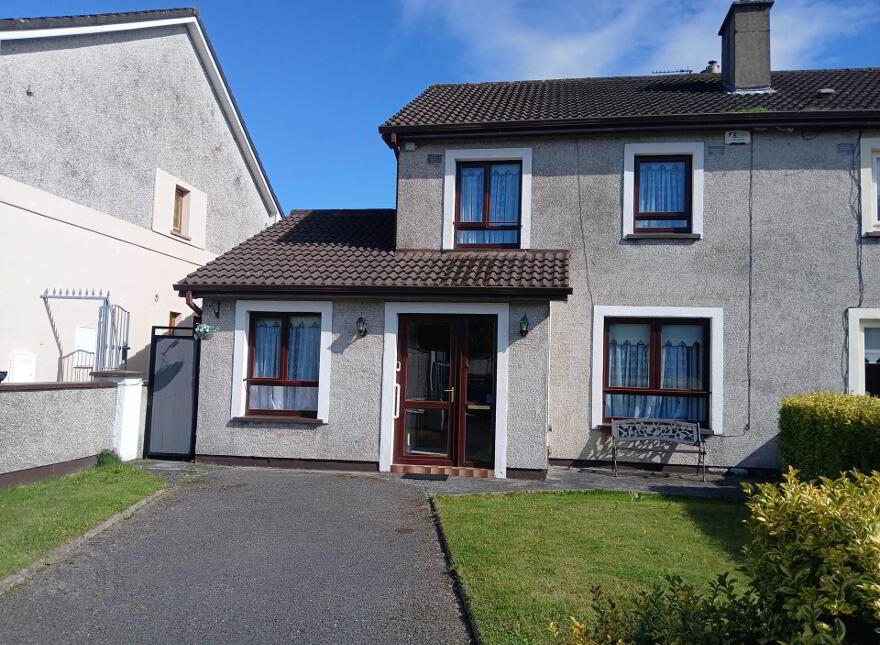 65 Cartron Drive, Athlone, N37RY27