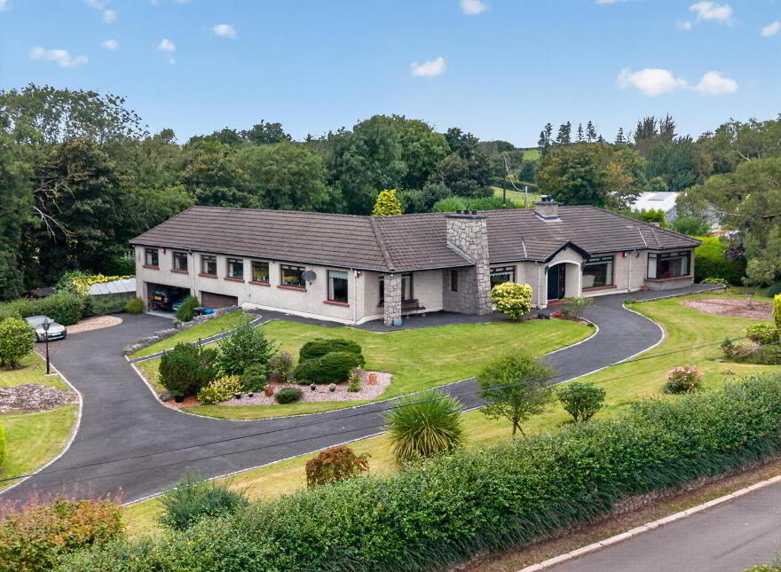 CASTLE-ARDS, 7 Drumalig Road, Boardmills, Lisburn, BT27 6UD