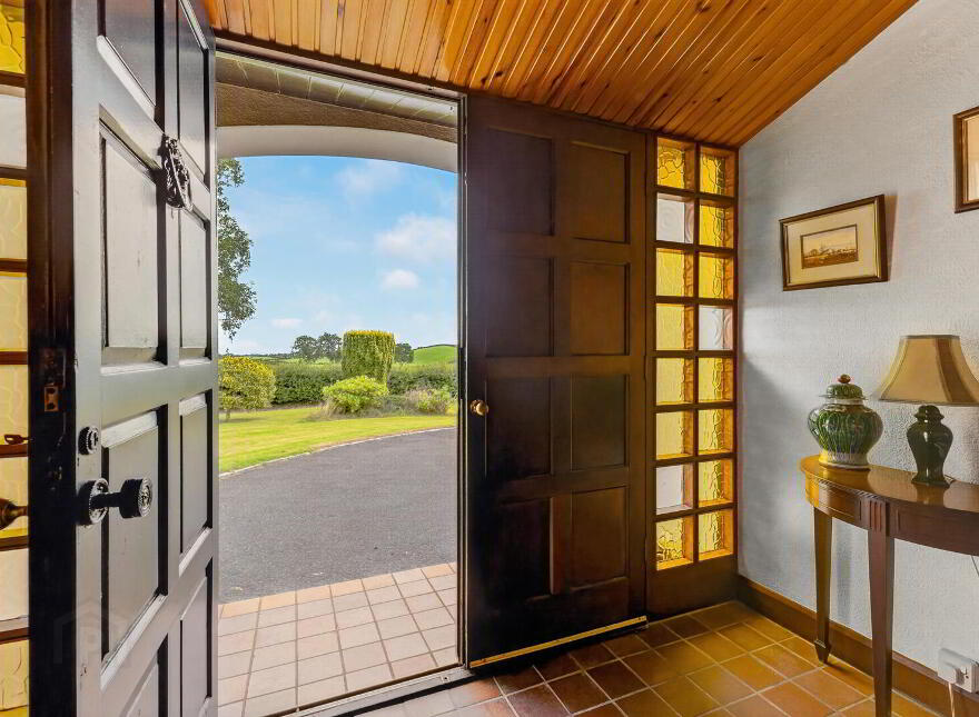 CASTLE-ARDS, 7 Drumalig Road, Boardmills, Lisburn, BT27 6UD