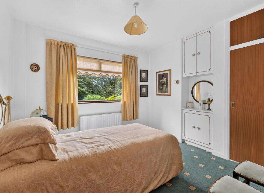 CASTLE-ARDS, 7 Drumalig Road, Boardmills, Lisburn, BT27 6UD