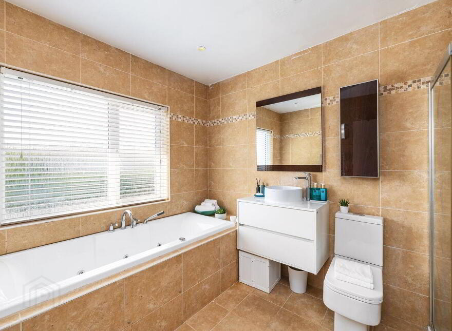245 Sutton Park, Sutton, Sutton, D13X578
