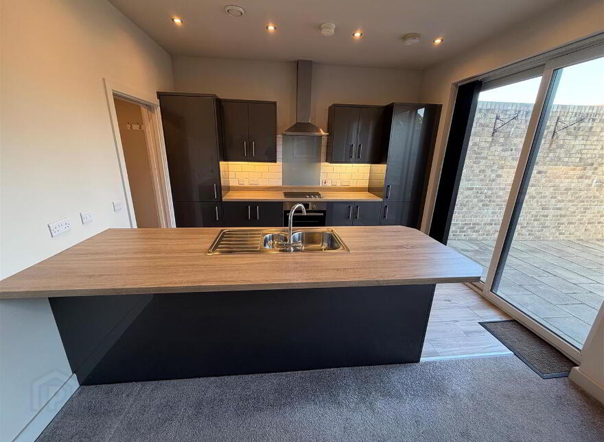11b Irvine Park, Bangor, BT19 7XR