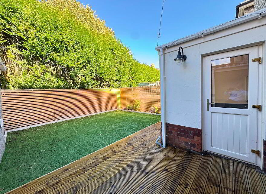 16 Clanroy Parade, Upper Newtownards Road, Belfast, BT4 3BZ