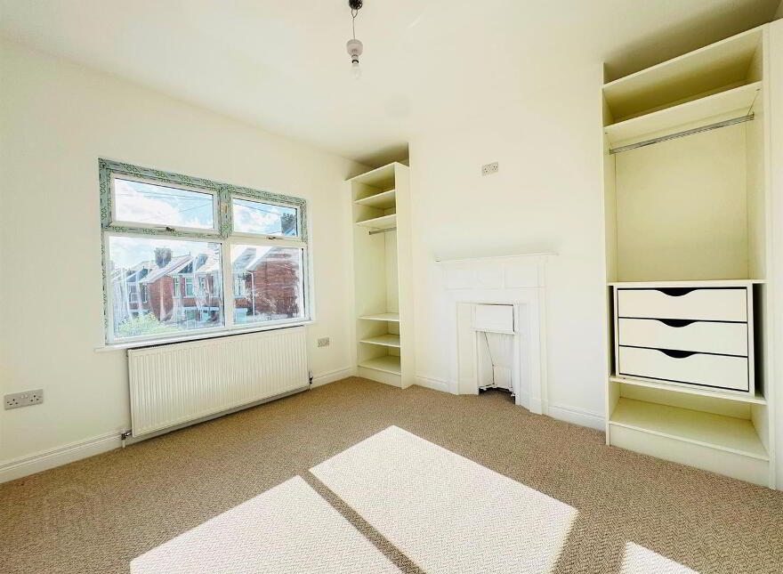 16 Clanroy Parade, Upper Newtownards Road, Belfast, BT4 3BZ