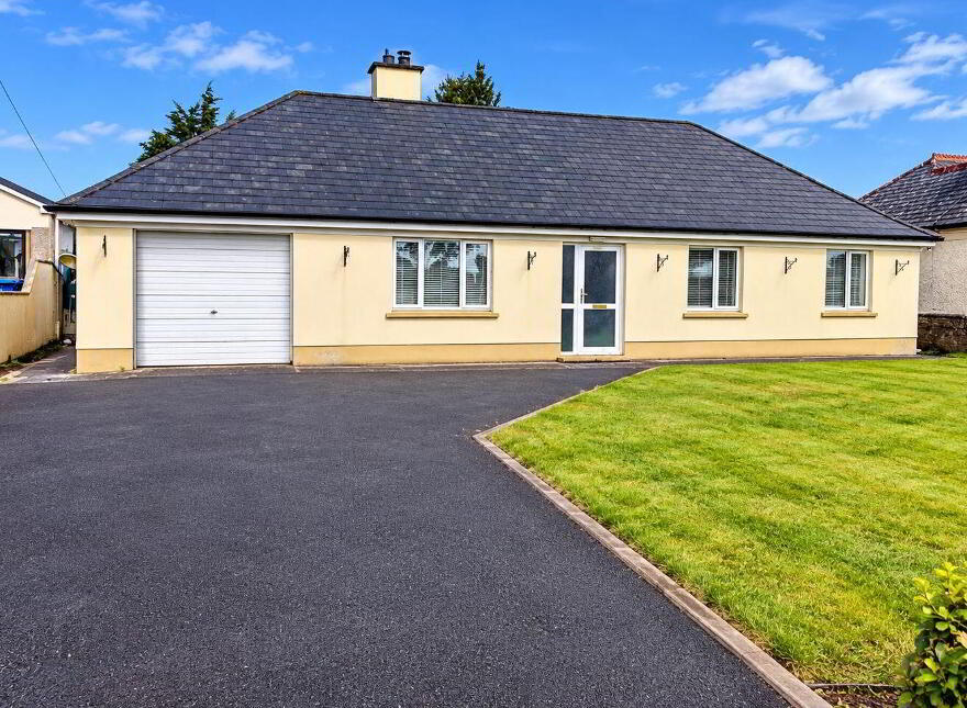 Ballindrumlea, Castlerea, F45VW97