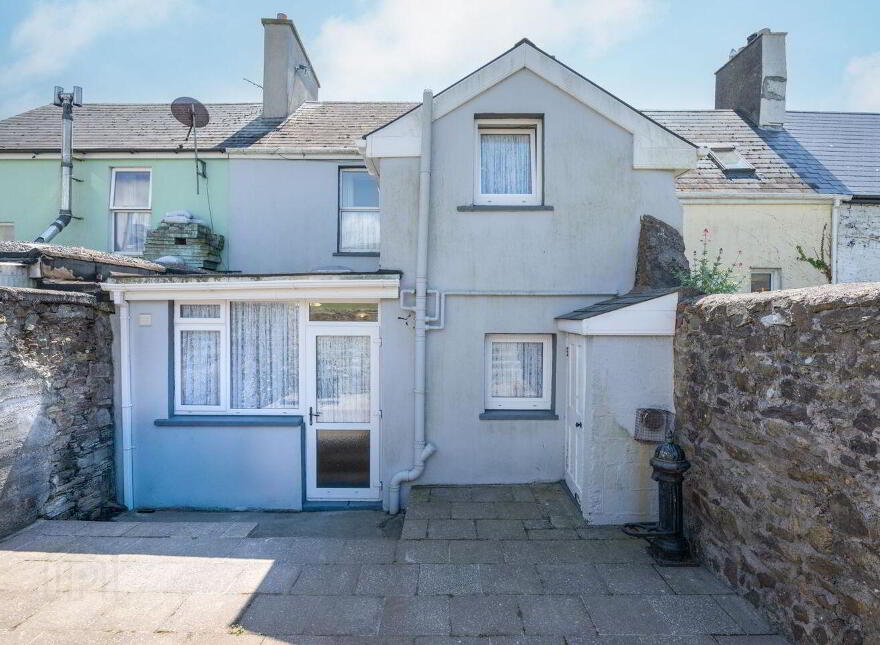 11 John O'Connell Street, Cobh, P24XC95