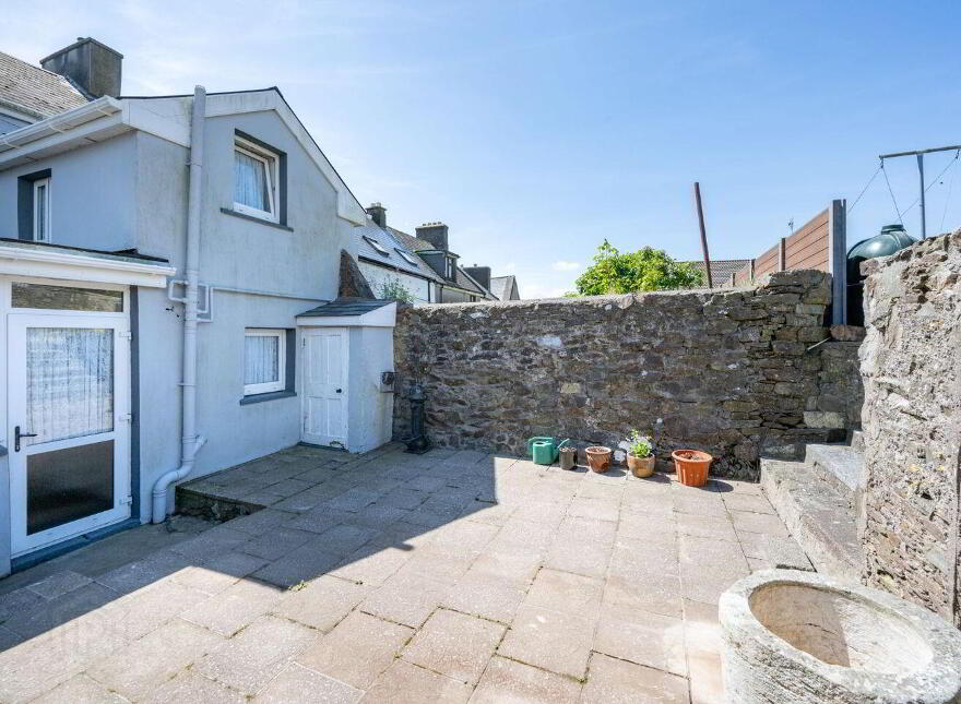 11 John O'Connell Street, Cobh, P24XC95
