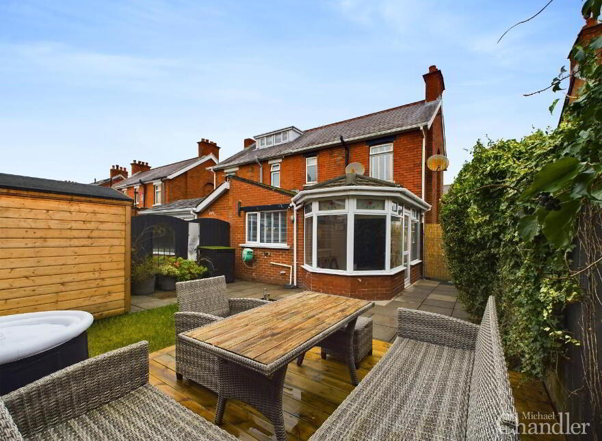 39 Loopland Park, Cregagh, Belfast, BT6 9DY