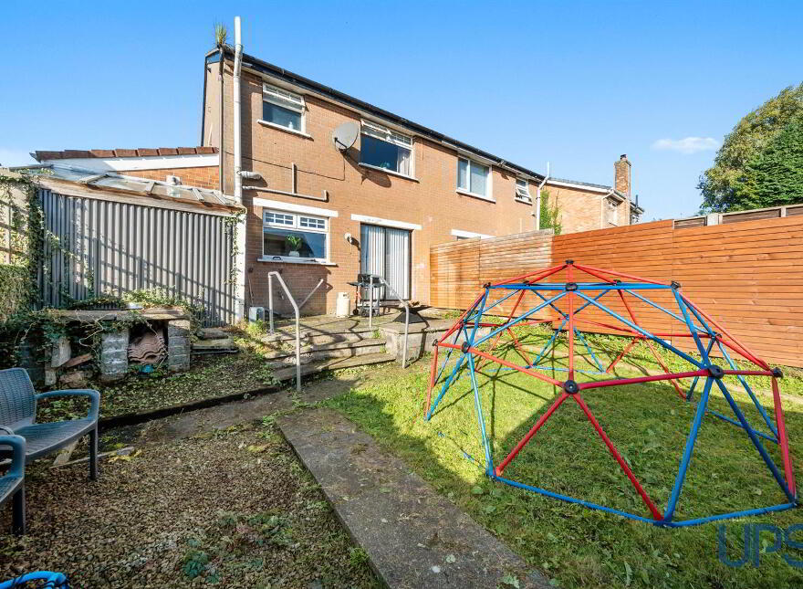 10 Coolnasilla Drive, Glen Road, Belfast, BT11 8JX