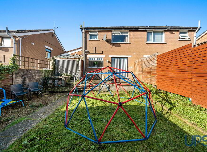 10 Coolnasilla Drive, Glen Road, Belfast, BT11 8JX