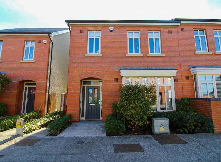 7 The Place, Citywest Village, Dublin 24, D24RXR3