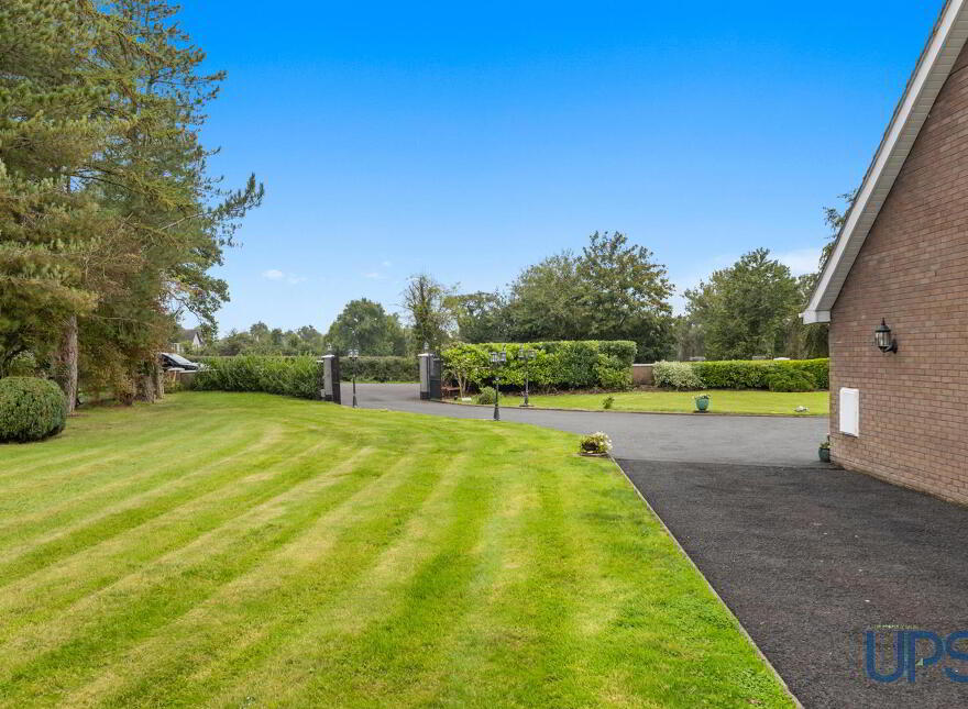81 Ballydonaghy Road, Dundrod, Crumlin, BT29 4ES