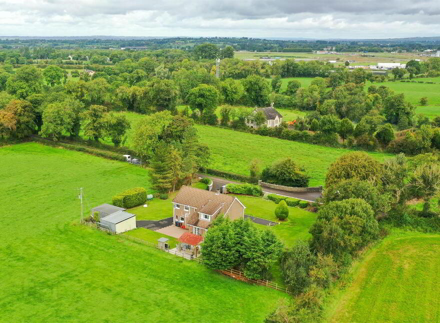 81 Ballydonaghy Road, Dundrod, Crumlin, BT29 4ES