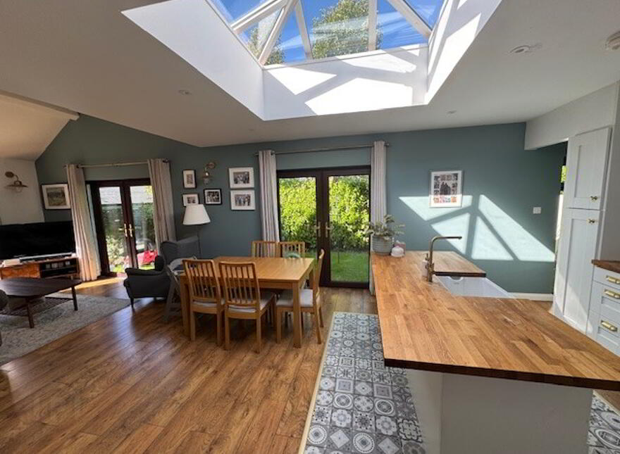 12 Princess Park, Whitehead, BT38 9QY