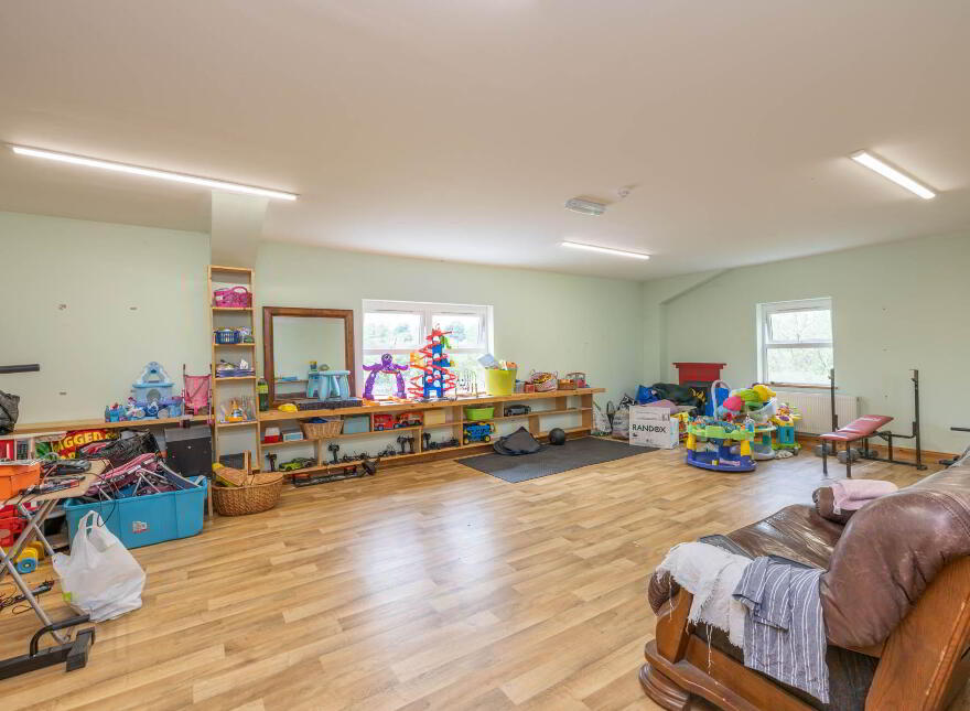 Residence And Commercial Property, Corgreagh, Tullyvin, Cootehill, H16HX93
