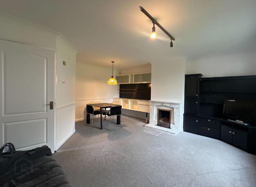 14 Bridge Court, Bridge Street, Ballinasloe, H53TE29