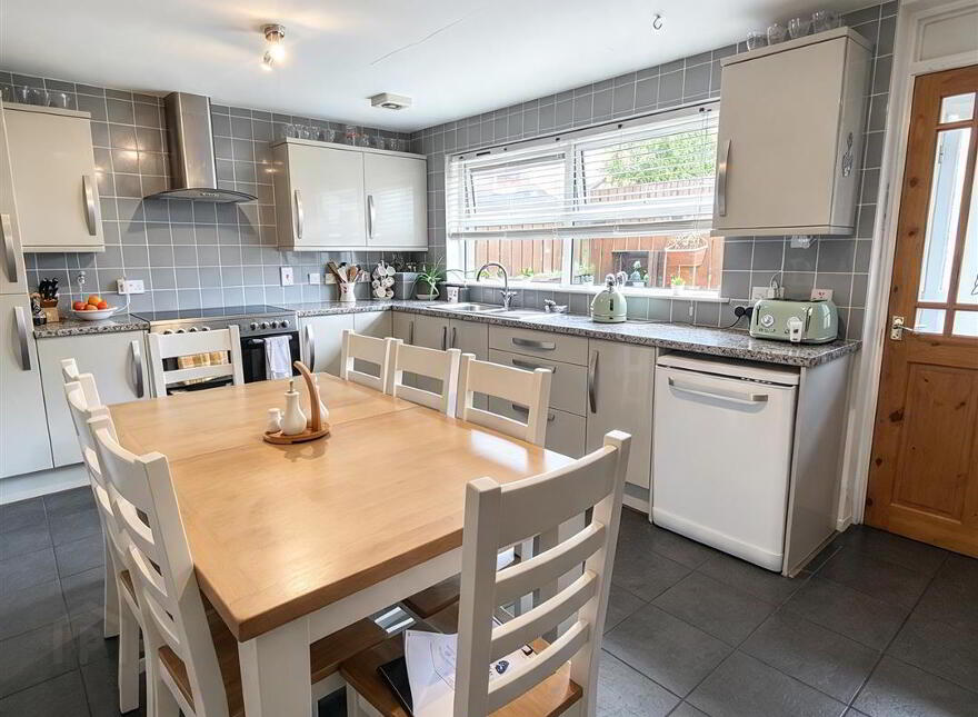 23 Wolfend Way, Belfast, BT14 8PT