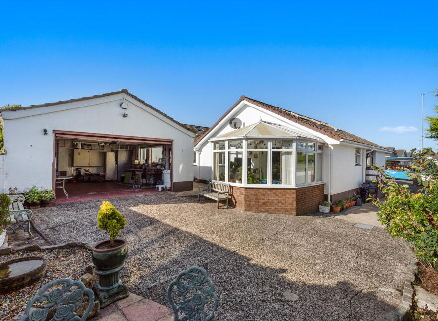 15 Cronstown Road, Newtownards, BT23 8QS