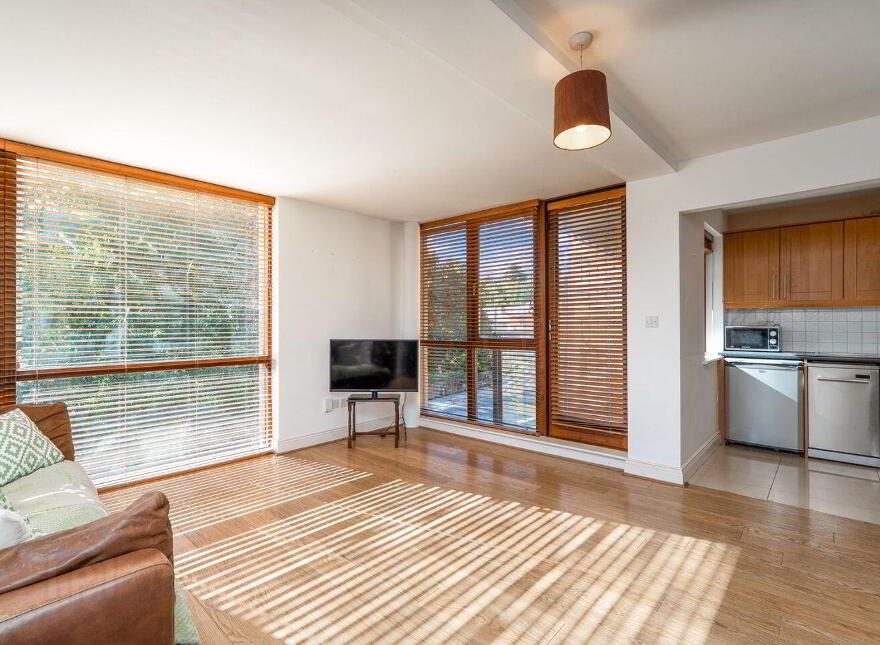 Apt 220 The Island, Block, H Chapelizod, Chapelizod, D20D911