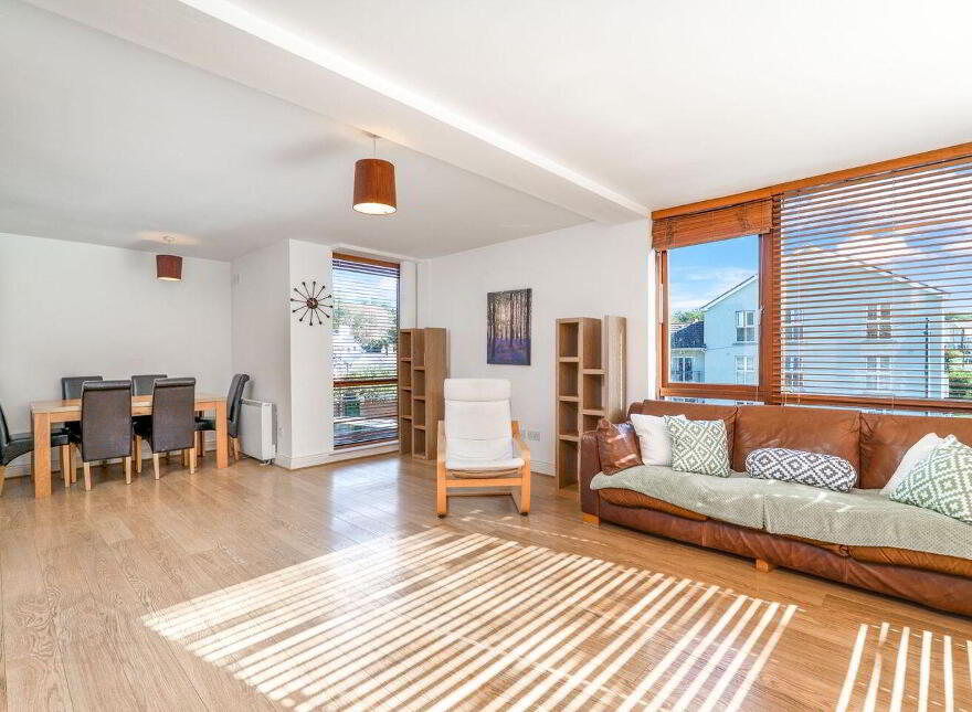 Apt 220 The Island, Block, H Chapelizod, Chapelizod, D20D911