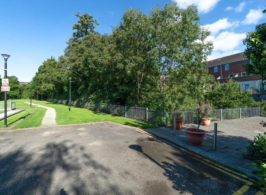 Apt 220 The Island, Block, H Chapelizod, Chapelizod, D20D911
