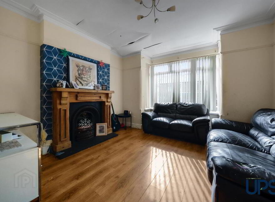 25 Norfolk Gardens, Glen Road, Belfast, BT11 8DD