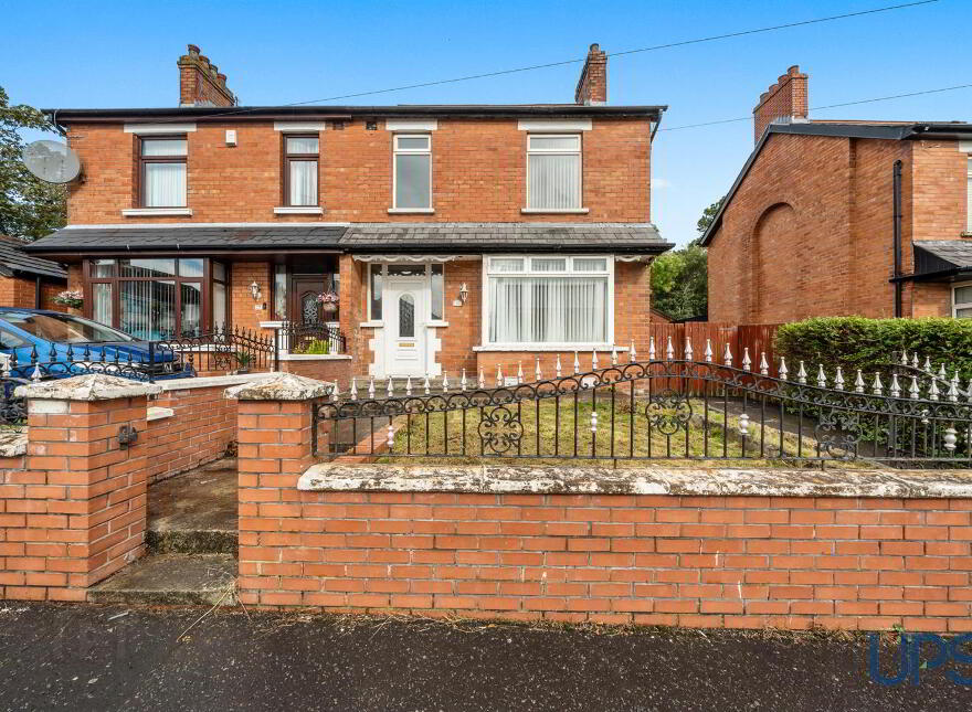 25 Norfolk Gardens, Glen Road, Belfast, BT11 8DD