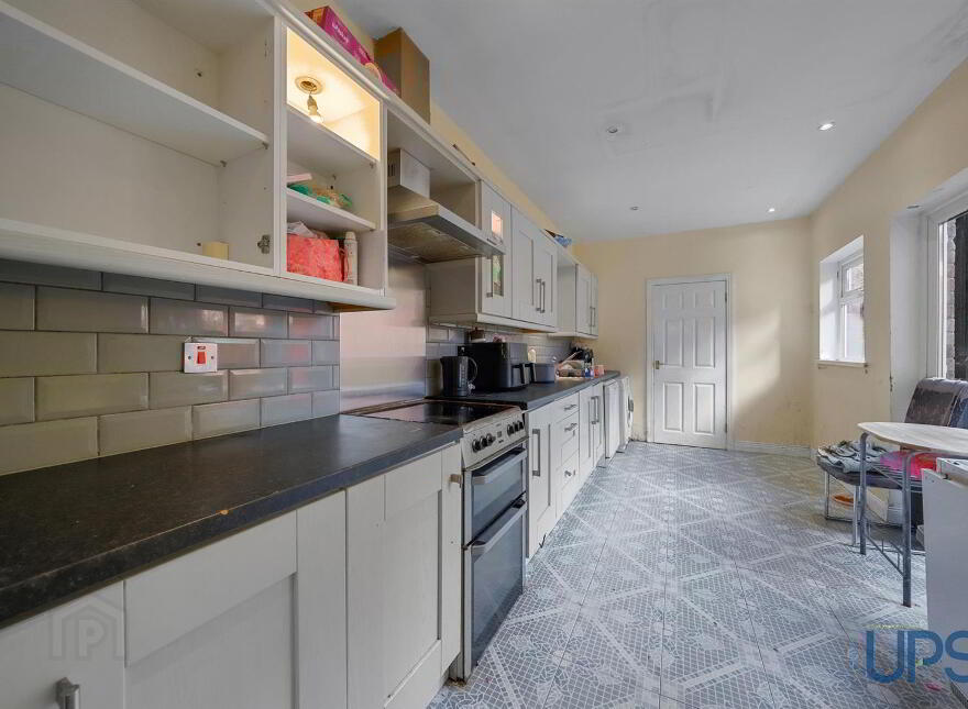 25 Norfolk Gardens, Glen Road, Belfast, BT11 8DD
