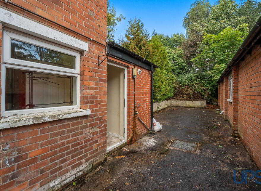 25 Norfolk Gardens, Glen Road, Belfast, BT11 8DD