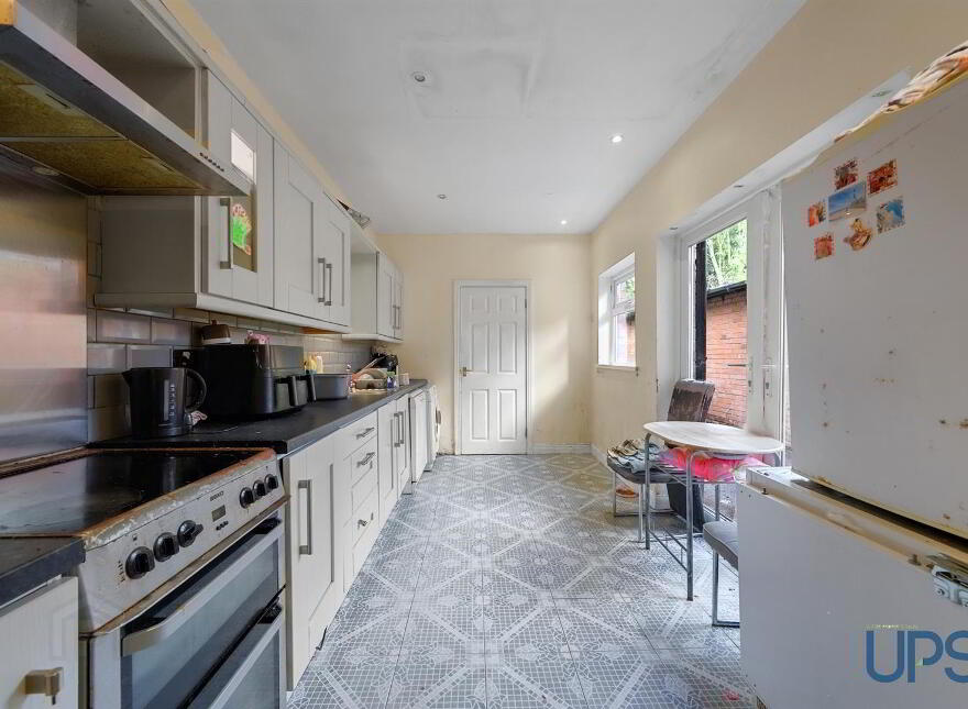 25 Norfolk Gardens, Glen Road, Belfast, BT11 8DD